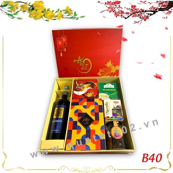 Hộp Quà Tết HQT040