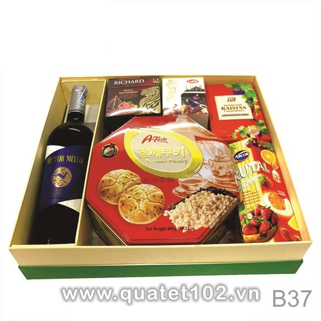 Hộp Quà Tết QT037