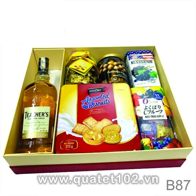 Hộp Quà Tết QT121