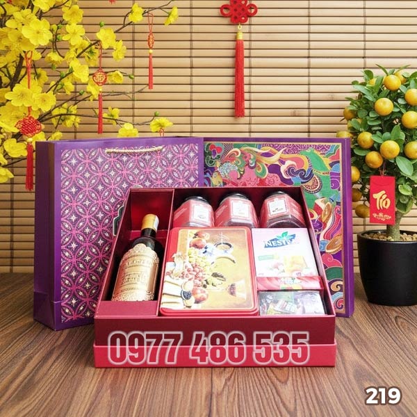 Hộp Quà Tết QT219