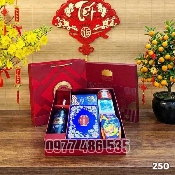Hộp Quà Tết QT250