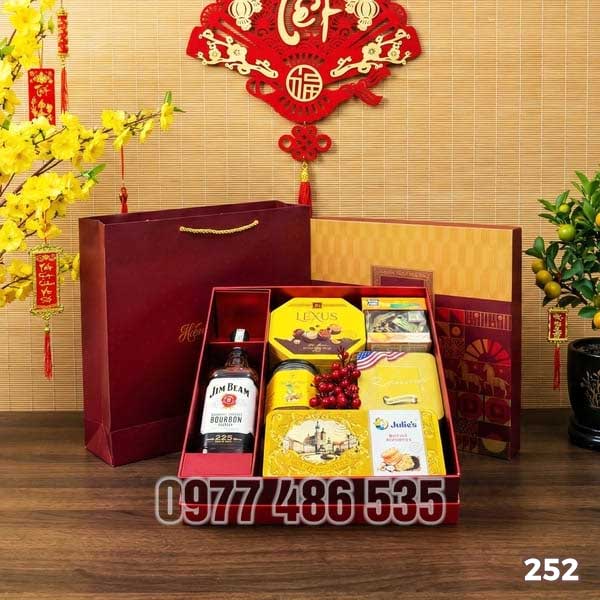 Hộp Quà Tết QT252