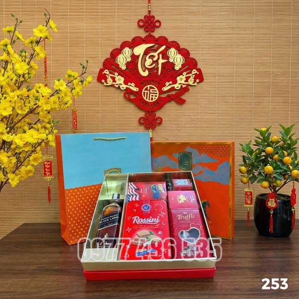 Hộp Quà Tết QT253